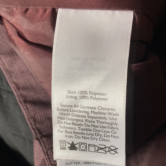 Eddie Bauer burgundy weatheredge jacket - Picture 5 of 5